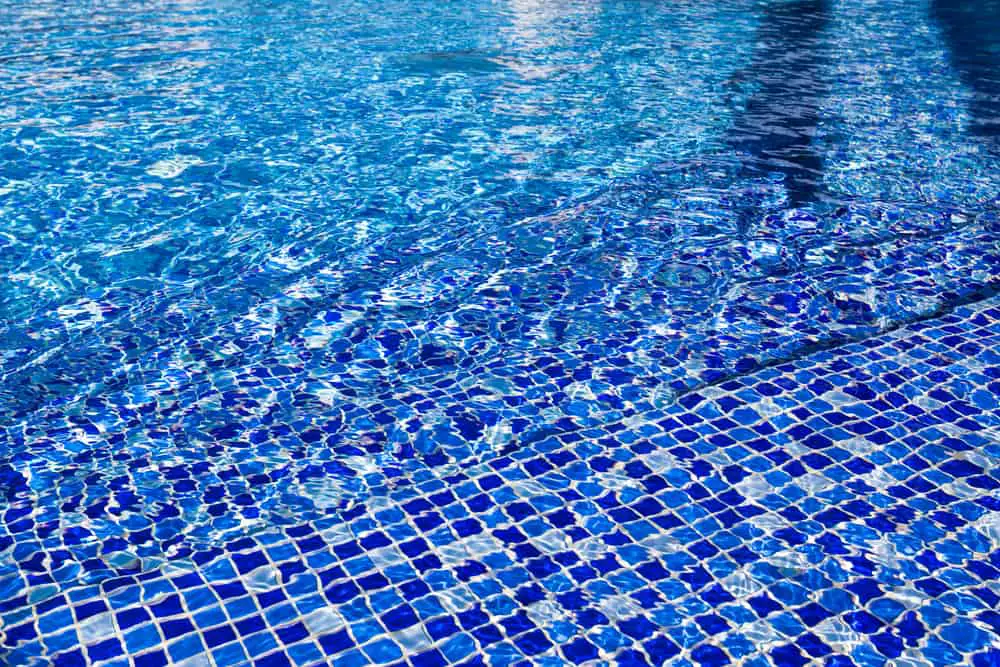 how to patch a pool liner