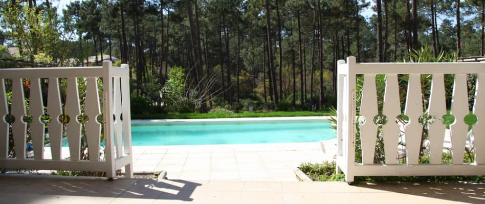best pool fence